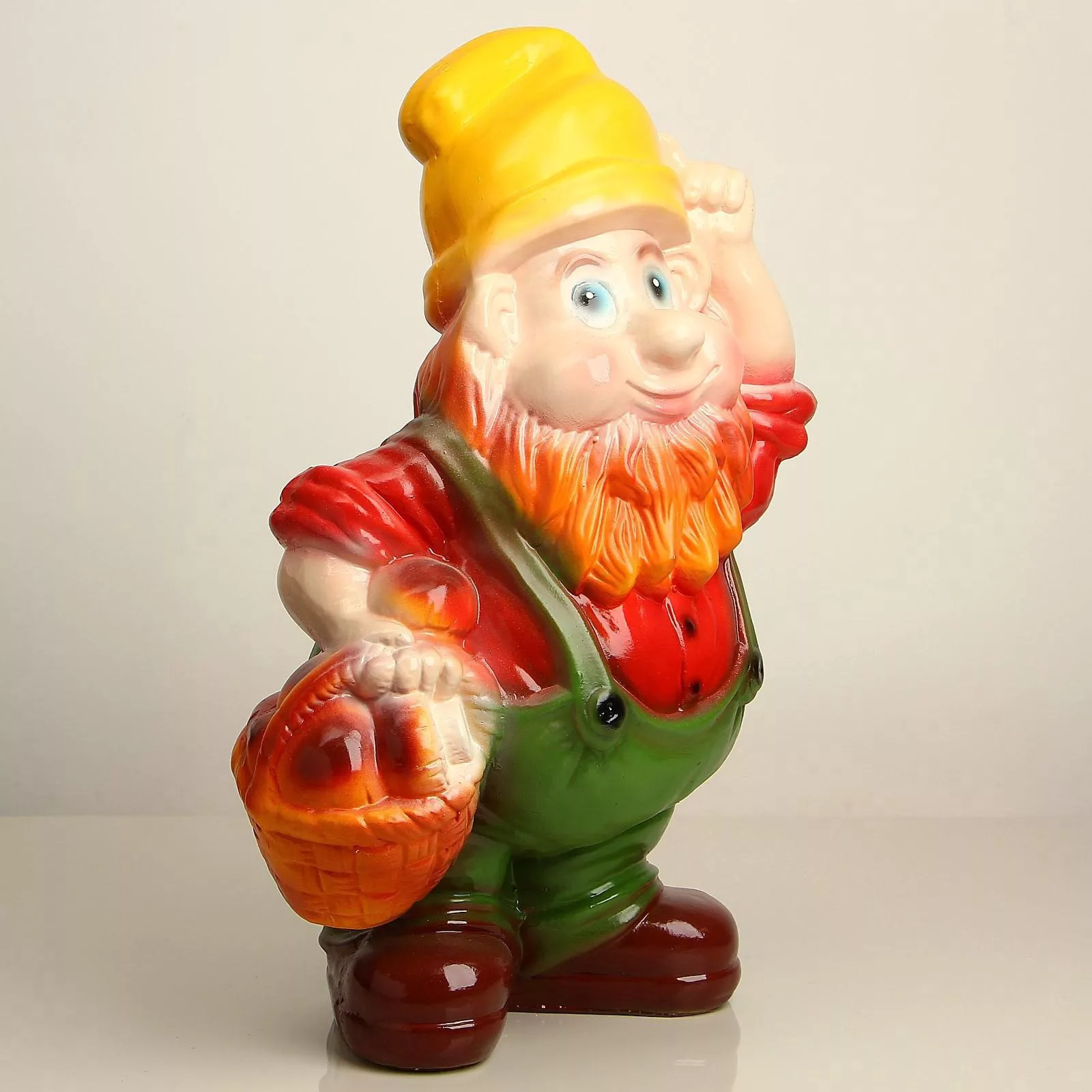 Садовая фигура из гипса «Гном с грибами» — для огород — фото 5