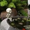 украшение в виде скелета на Хэллоуин — для декор