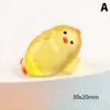 Светящийся в темноте цыпленок — для декор